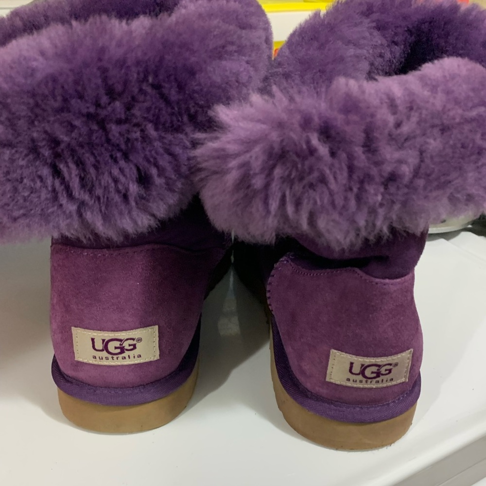 Used UGG boots